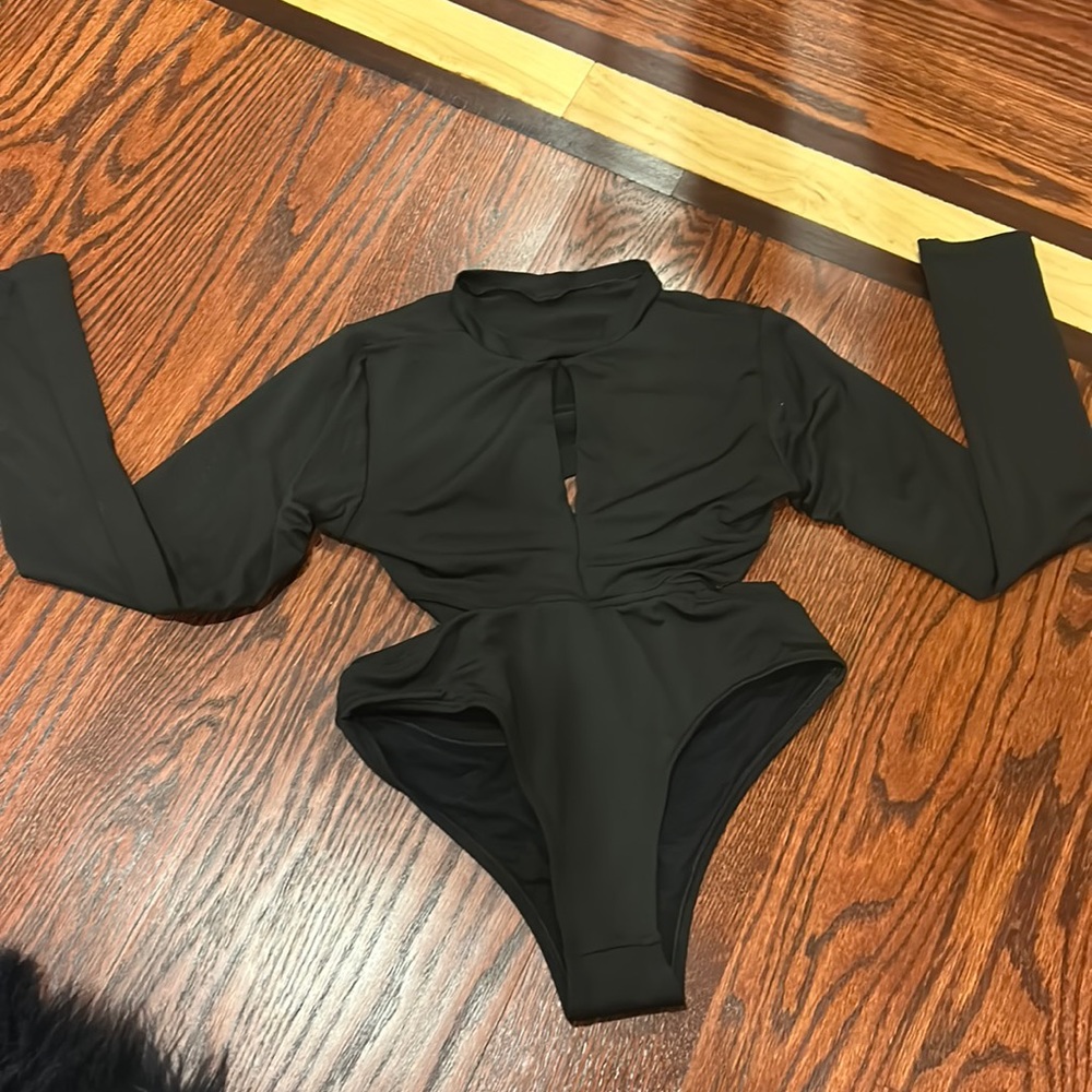 Lure body suit